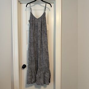 Ava & Viv Dress